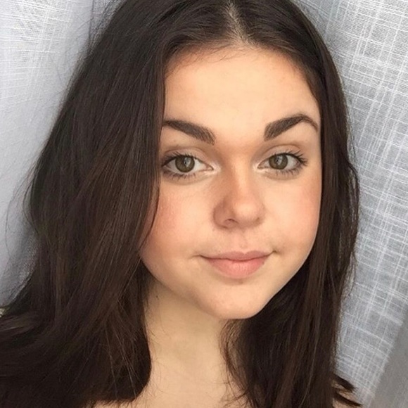 Meet your Posher, Maddie - Picture 1 of 1